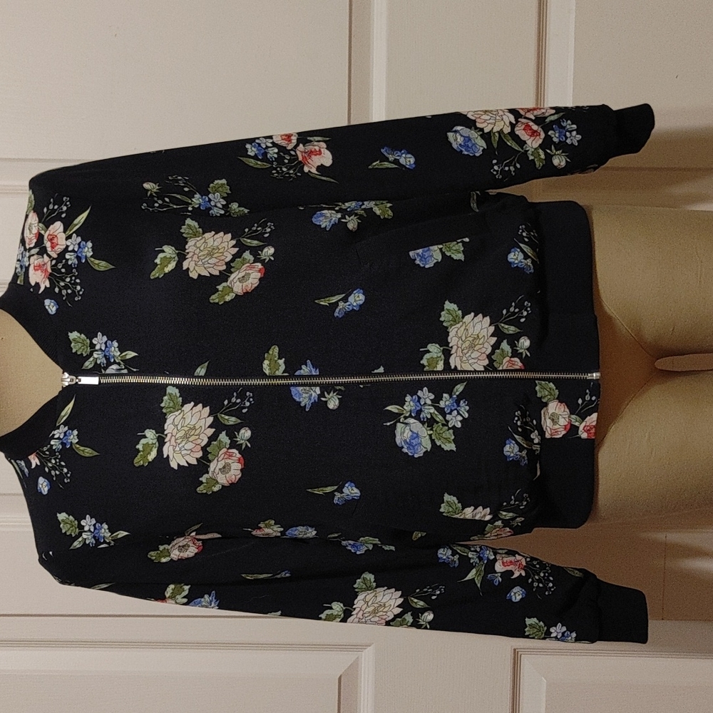 🌸 NWOT Dalia Jacket